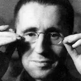 Foto di Bertold Brecht