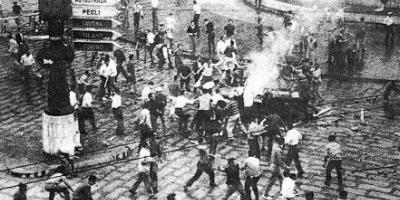 30_giugno_1960_piazza_de_ferrari_4_jpg.jpg